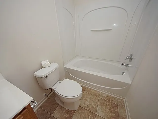 572 Truman Dr — Photo 8