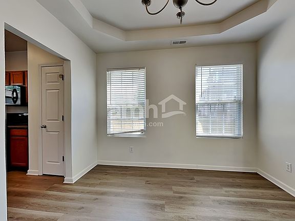 5th image of 8 Smoky River Ct