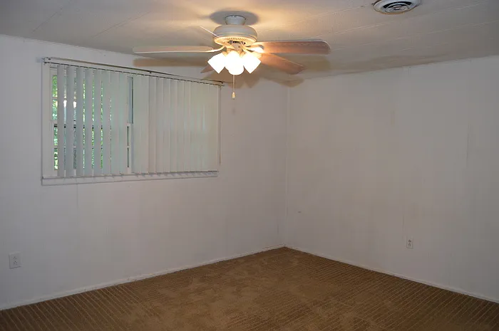 110 Wildwood Dr — Photo 7