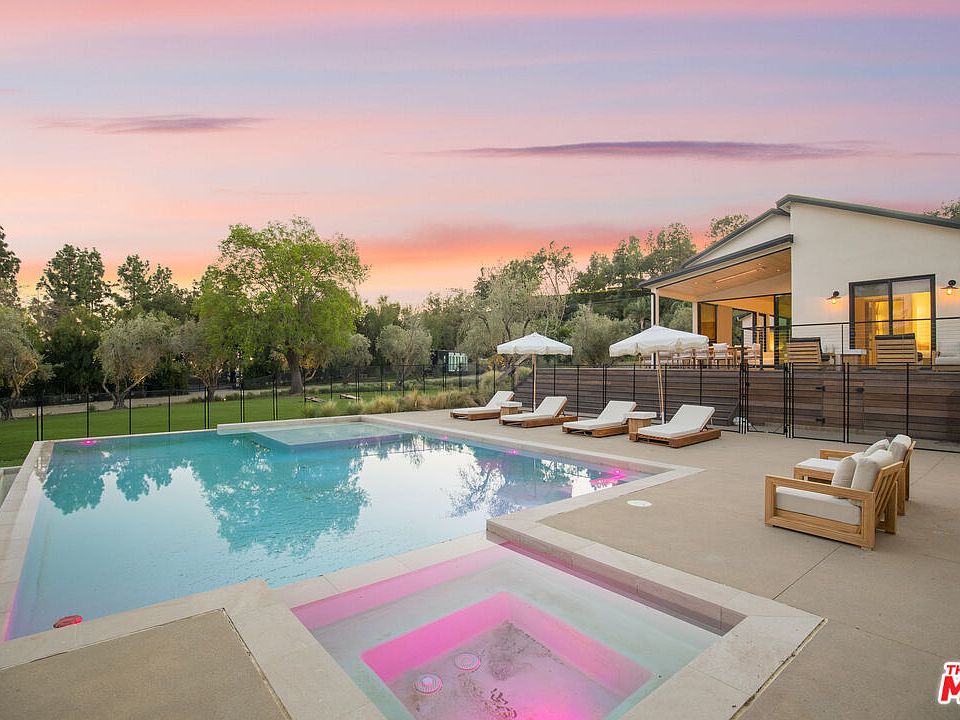 1st image of 1754 Lechusa Rd