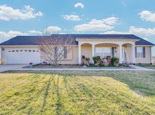 1986 Clemmons Rd, Cookeville, TN 38501