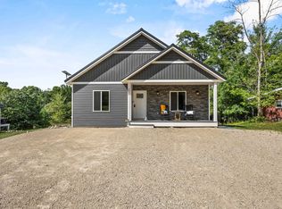W5066 W Long Lake Rd, Waupaca, WI 54981