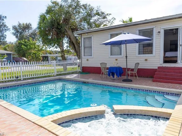 3117 Areca AVE, NAPLES, FL 34112