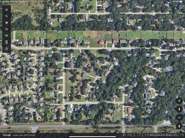 2nd image of 121 W 119th St S