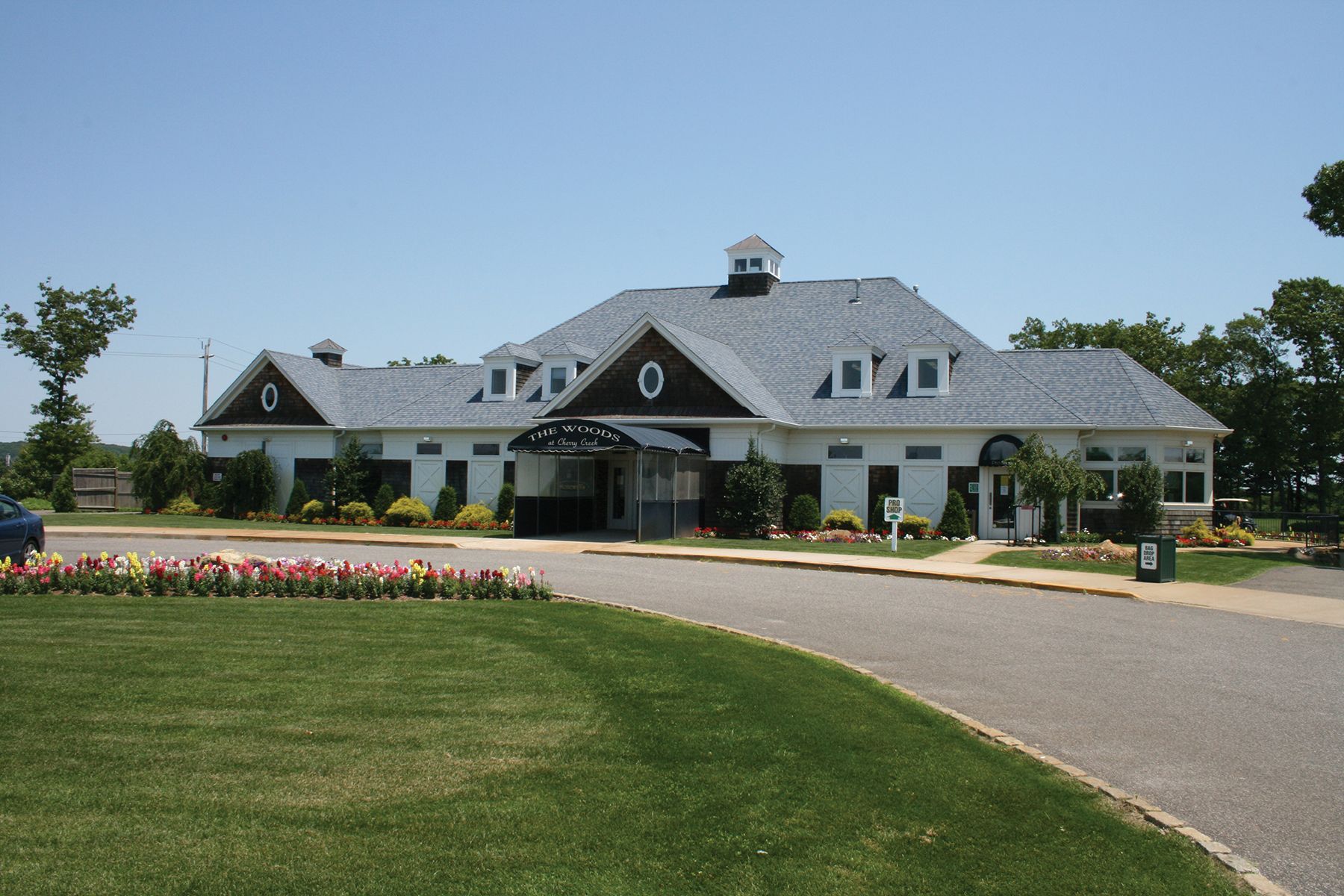 900 Reeves Ave, Riverhead, NY 11901 Out East