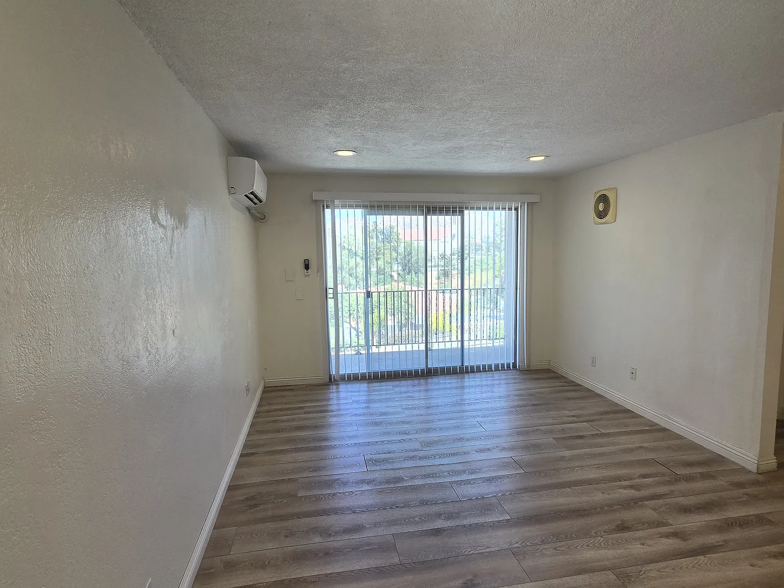 1 bed, $1,745 — Photo 4