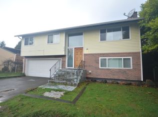 2614 S 135th St, Seattle, WA 98168