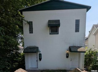 413 E 9th St, Davenport, IA 52803
