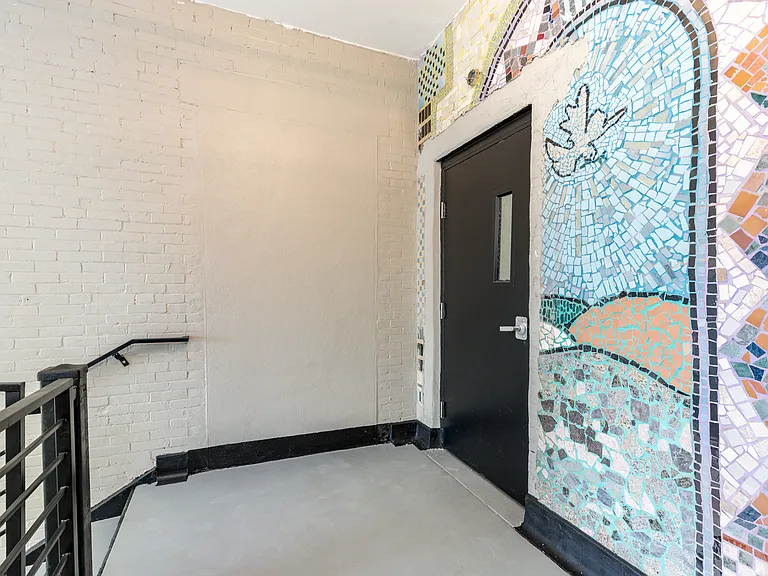 1030 N 48th St — Photo 21