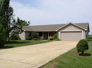 4472 Woodfin Rd, Union City, TN 38261