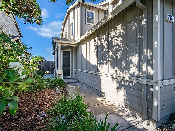 4th image of 2424 Tedeschi Drive