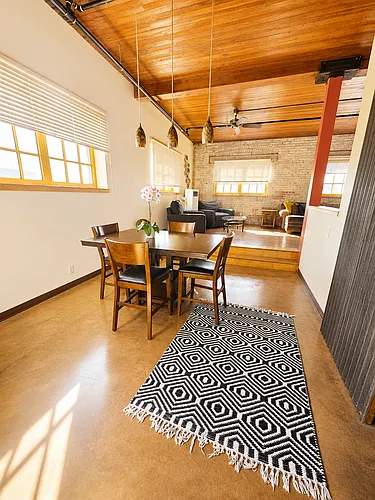 Floor plan 206