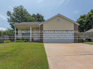 3085 W Woodridge Dr, Fayetteville, AR 72704