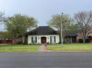 417 Gordon Crockett Dr, Lafayette, LA 70508