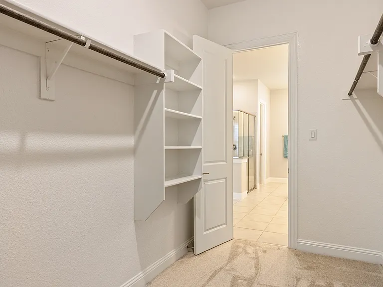 4129 Angelina Dr — Photo 19