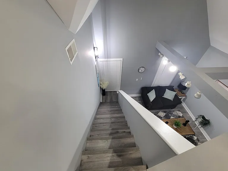 2818 N Capitol Ave #4 — Photo 13