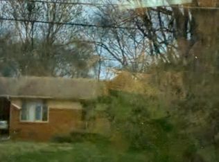 2406 Hickory Valley Rd, Chattanooga, TN 37421