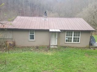 3302 Lower Copper Creek Rd, Castlewood, VA 24224