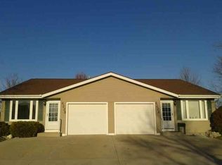 422 Moraine Dr, Elkhart Lake, WI 53020