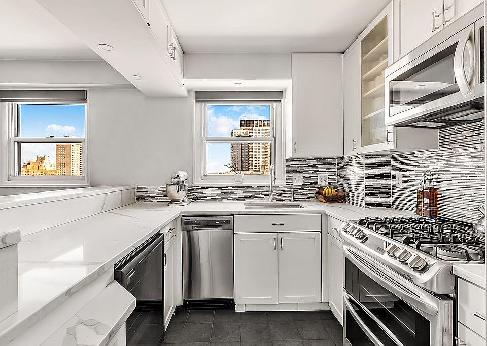1st image of 400 E 77th St APT 19A
