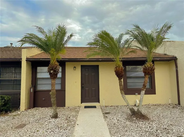 2185 Knights Rd, Winter Haven, FL 33880