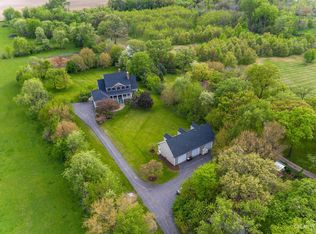 48W605 Hinckley Rd, Big Rock, IL 60511