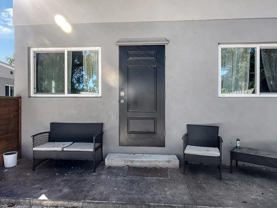 1013 N East Ave #1013