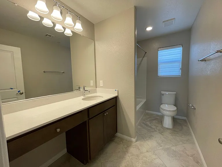 6944 Trevelez St — Photo 28
