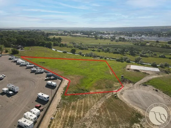 11 Amberly Ln, Billings, MT 59106