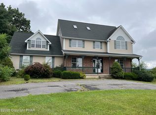 103 Rolling Meadows Rd, Saylorsburg, PA 18353