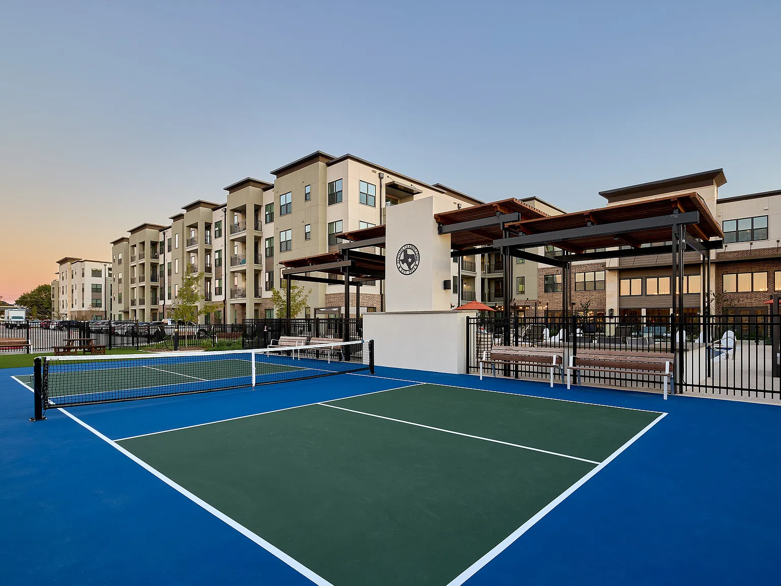 Avenida Carrollton - 55+ Active Adult Apartment Homes — Photo 3