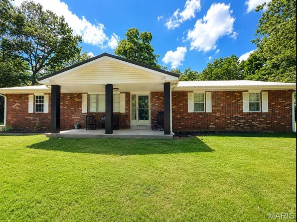 167 Rolling Hills Dr, Poplar Bluff, MO 63901