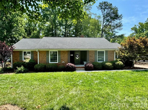 4323 Emory Ln, Charlotte, NC 28211
