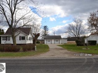 3023 S Ransom Rd, Ashley, MI 48806