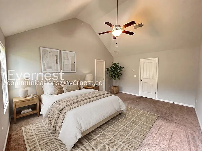 3 bed, 2.5 bath, 1454 sqft, $1,795 — Photo 3