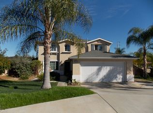 104 Gardenside Ct, Fallbrook, CA 92028
