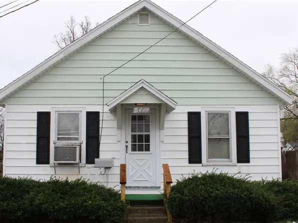 610 W South 9th St, Shelbyville, IL 62565