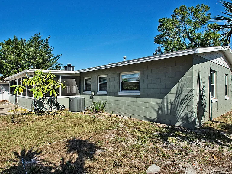 44 S Cortez Ave — Photo 18