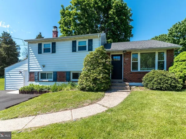 127 Township Rd, Sellersville, PA 18960