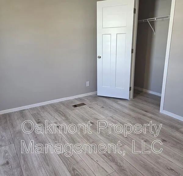 223 Plum Dr — Photo 7