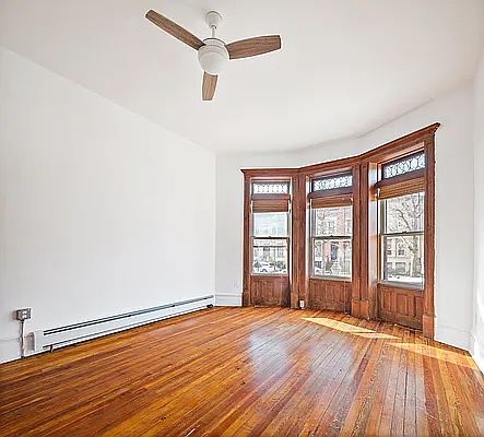 3rd image of 269 Lefferts Ave
