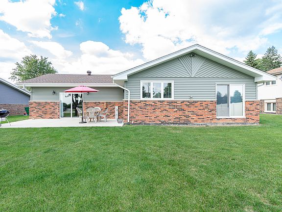 2nd image of 14741 S Arboretum Dr