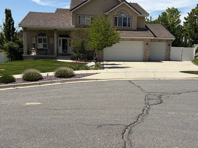 7918 S Desert Ridge Cv #1 — Photo 1