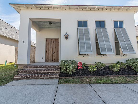 3rd image of 111 Cordelia Ln