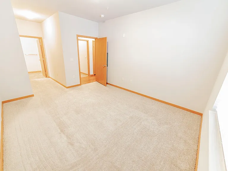 Mammoth Springs Apartments & Townhomes — Photo 69
