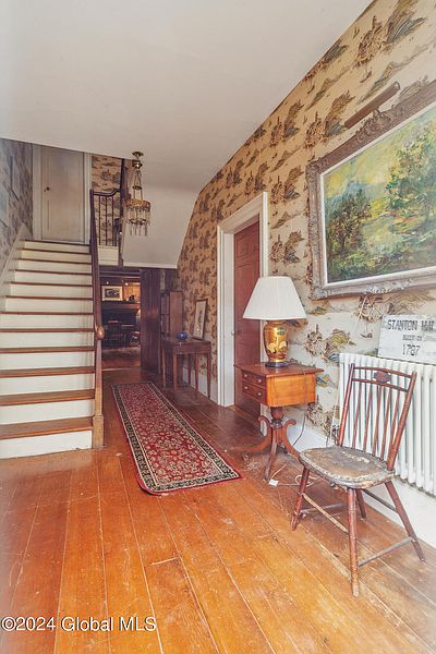 4th image of 1361 Clauverwie Road