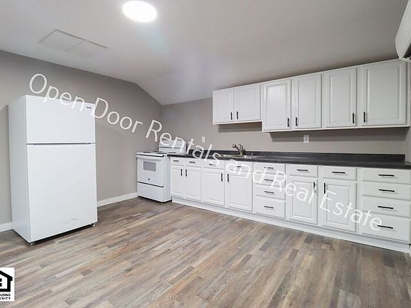 5th image of 315 S Washington St Unit B