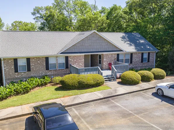 Ivey League Estates