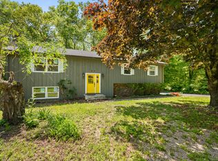 80 Briar Hill Rd, Norwich, CT 06360