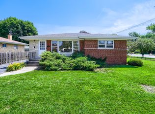 603 N Wilshire Ln, Arlington Heights, IL 60004